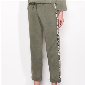 Sweatpants with leopard trim